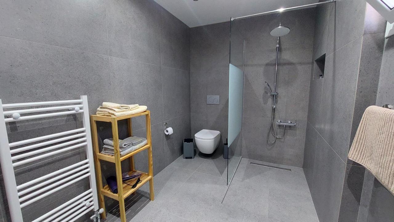 Jimmy'S Place Артеміда Екстер'єр фото